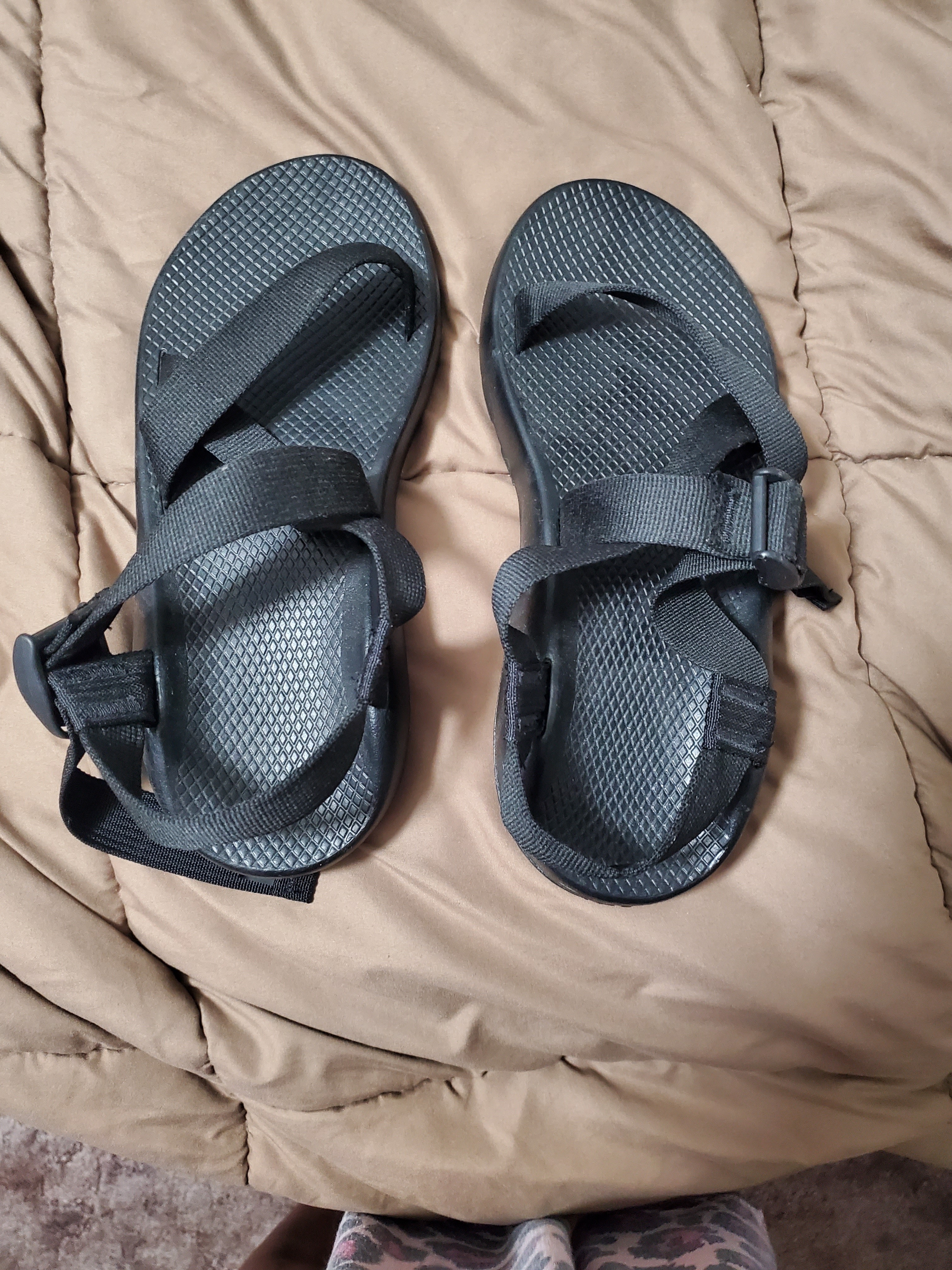 Chaco Mens Classic Z/1 Black Strappy Outdoor Sandals